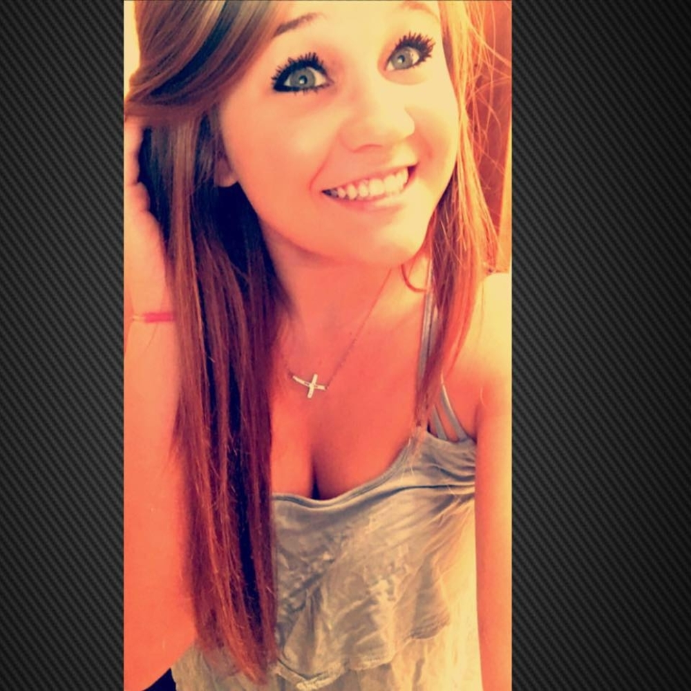 Meet your Posher, Zoë lee